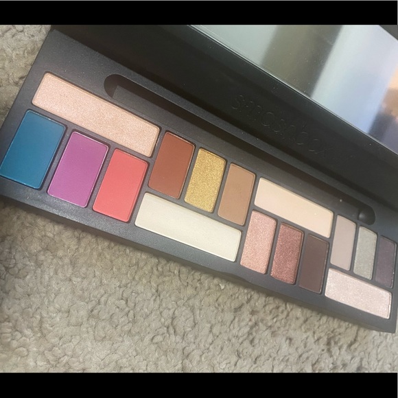 Smashbox LA Cover Shot Eyeshadow Palette - Picture 4 of 4
